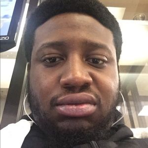 Meet your Posher, Corey